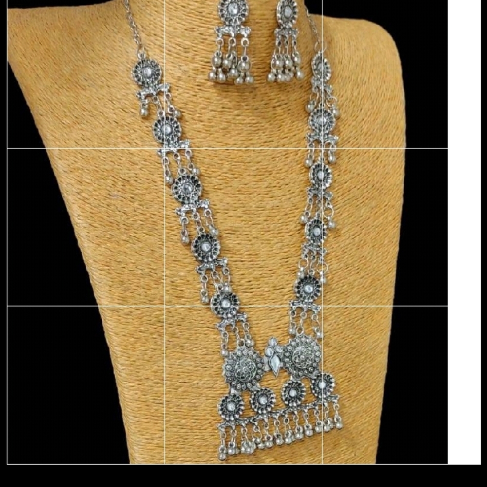 Oxidised silver jewellery necklace